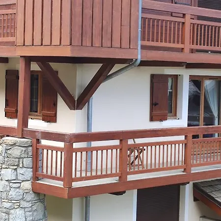 T2 Meuble Tourisme 3 Etoiles, Pied Des Pistes-parking Prive Avec Balcon Et Superbe Vue Daire