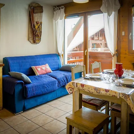 T2 Meuble Tourisme 3 Etoiles, Pied Des Pistes-parking Prive Avec Balcon Et Superbe Vue Daire Les Deux Alpes